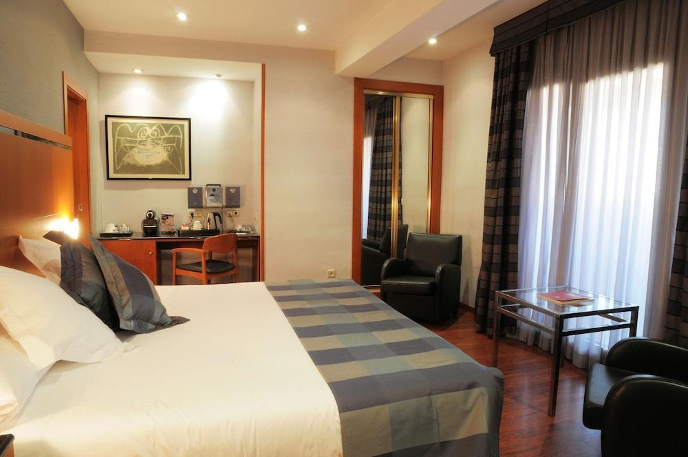 Western Premier Dante Hotel