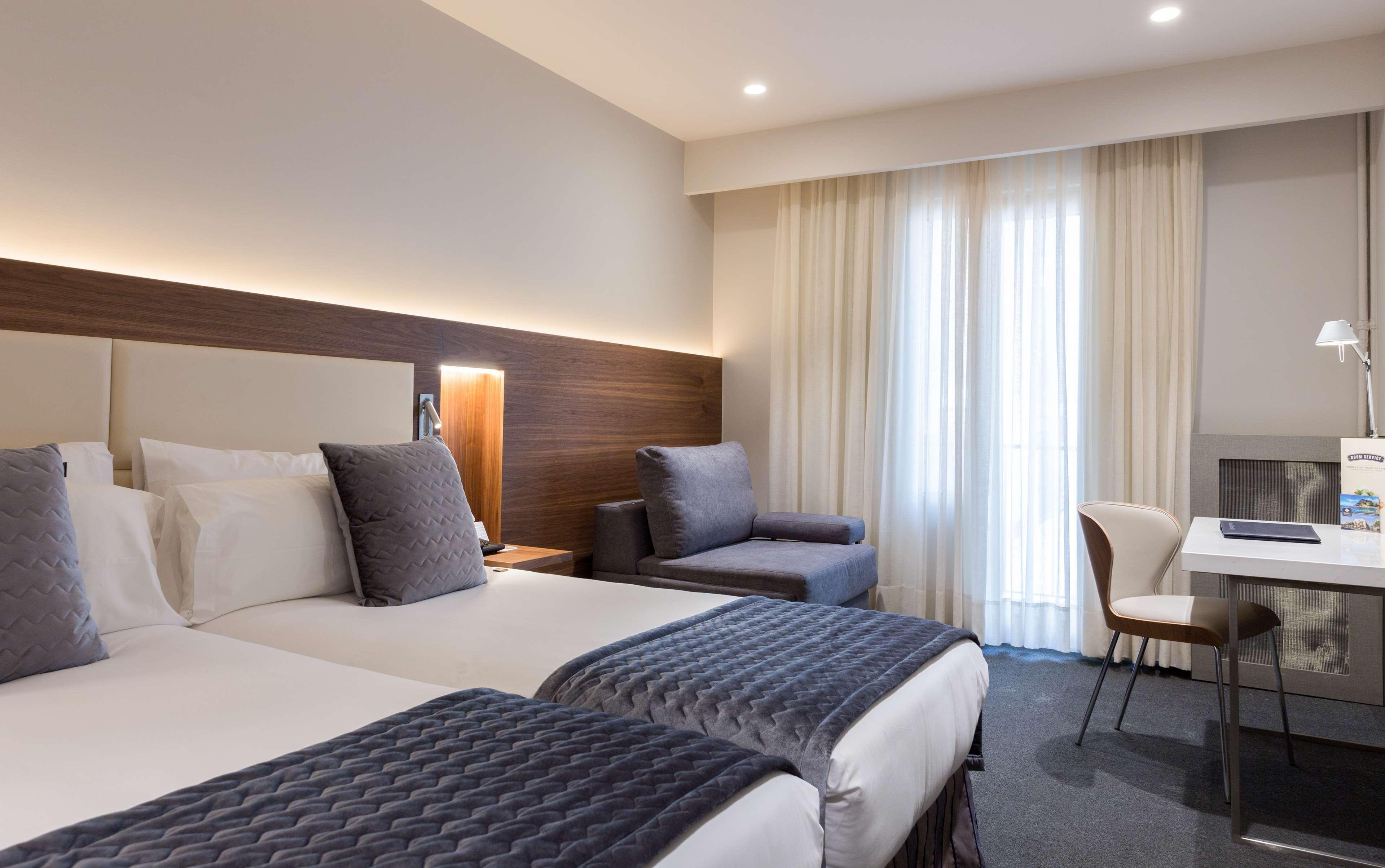 Western Premier Dante Hotel