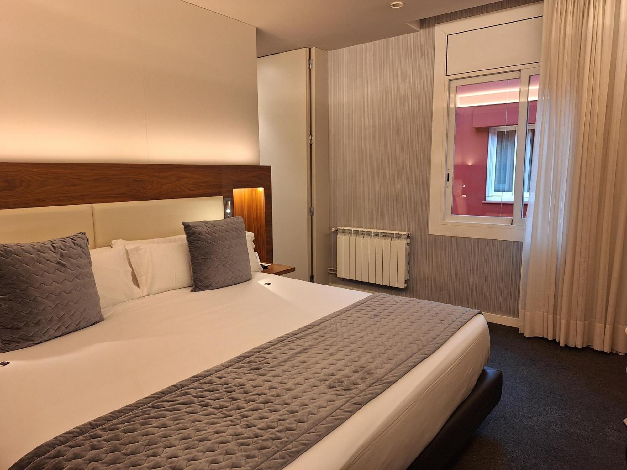Western Premier Dante Hotel
